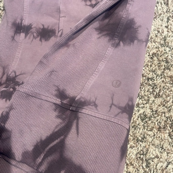 Lululemon Scuba Hoodie Light Cotton Fleece Shibori
Shibori Antique Bark Black Sa - Picture 6 of 7